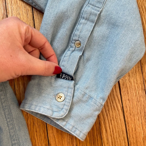 IZOD Light Chambray Buttondown - Picture 2 of 9